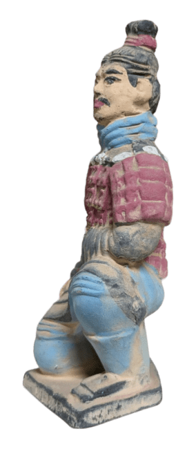 Statue Colorée Antique Archer Agenouillé en Terracotta 13 cm chez Arabesk|fr
