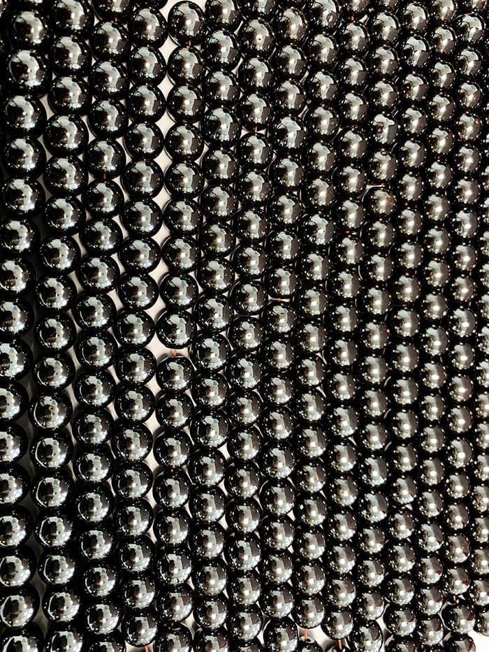 Hematite perles rondes 8mm sur fil 40cm chez Arabesk