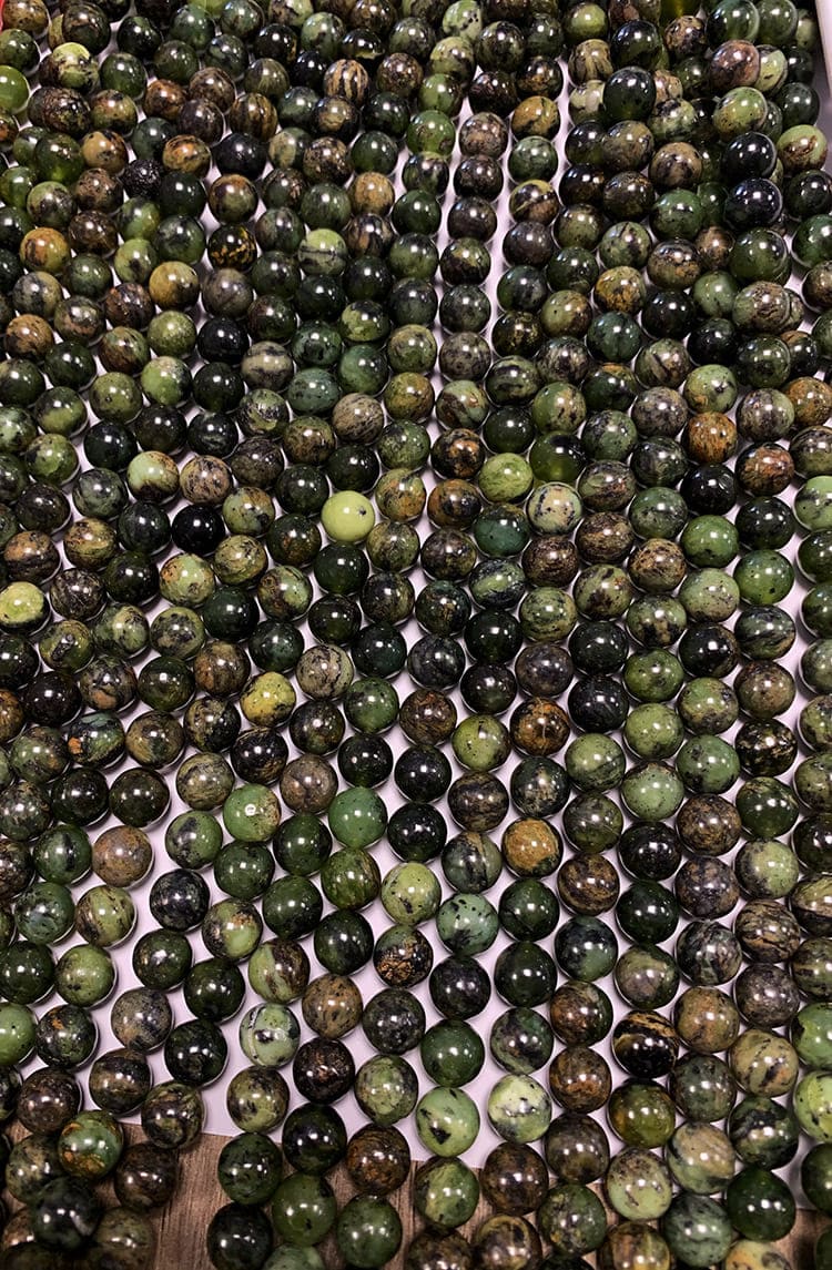 Jade d'Australie perles 10mm sur fil 40cm