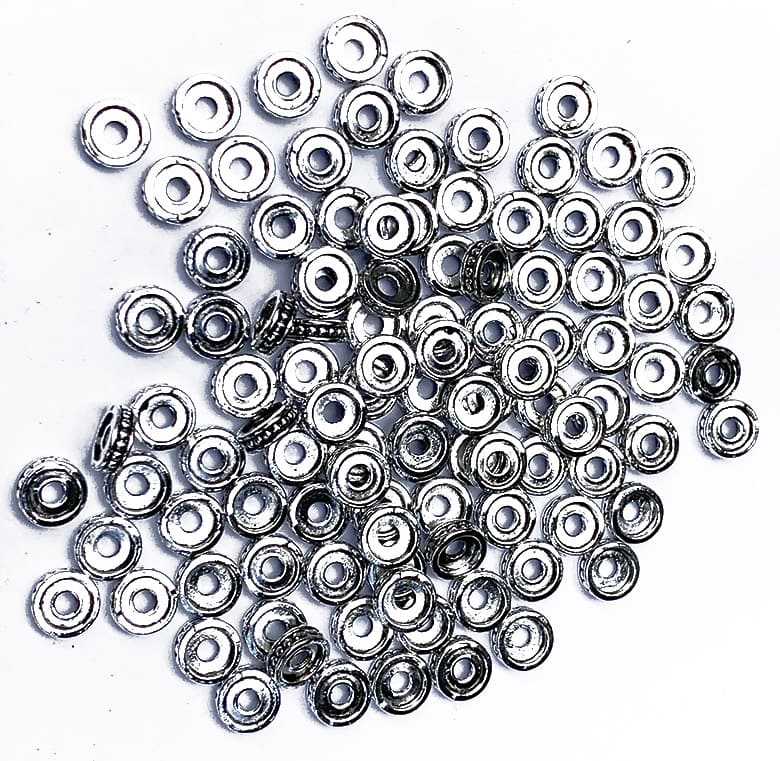 Espaceur métal argenté rond plat tribal 8mm x100