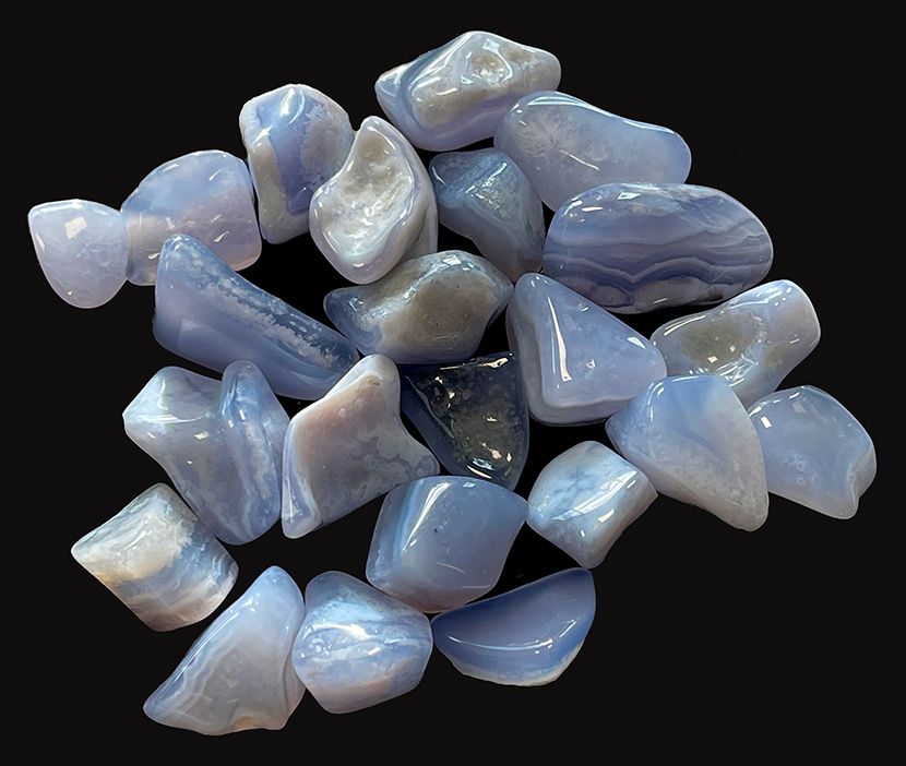 Calcédoine bleue Malawi AB pierres roulées 250g