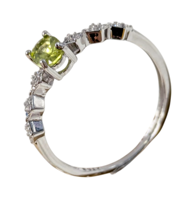 Bague Argent 925 Ajustable Péridot AAA 4x6mm chez Arabesk
