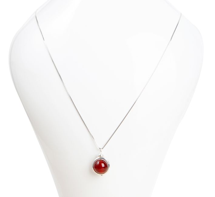 Collier Argent 925 avec Pendentif Agate Rouge A 10mm chez Arabesk|fr