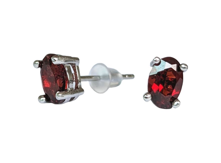 Boucles d'Oreilles Solitaire en Cuivre Blanc Facettée Grenat Rouge AA stud chez Arabesk|fr