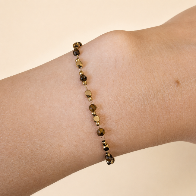 Bracelet Énergie en Œil de Tigre A – Perles Dorées chez Arabesk