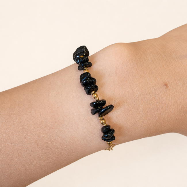 Bracelet Énergie en Tourmaline Noire A – Éclats de Pierre chez Arabesk