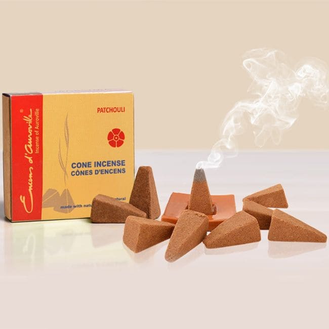 Encens d'Auroville Patchouli 5x10 Cônes chez Arabesk|fr