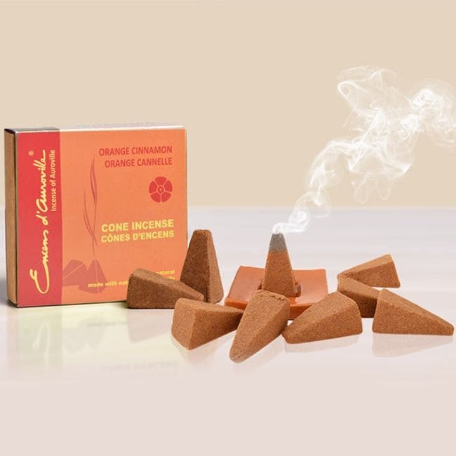 Encens d'Auroville Orange Cannelle 5x10 Cônes chez Arabesk|fr