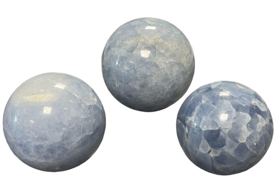 3 Sphères Calcite bleue polis 1.666k