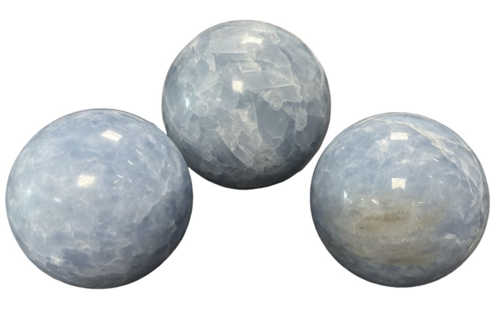 3 Sphères Calcite bleue polis 1.709k