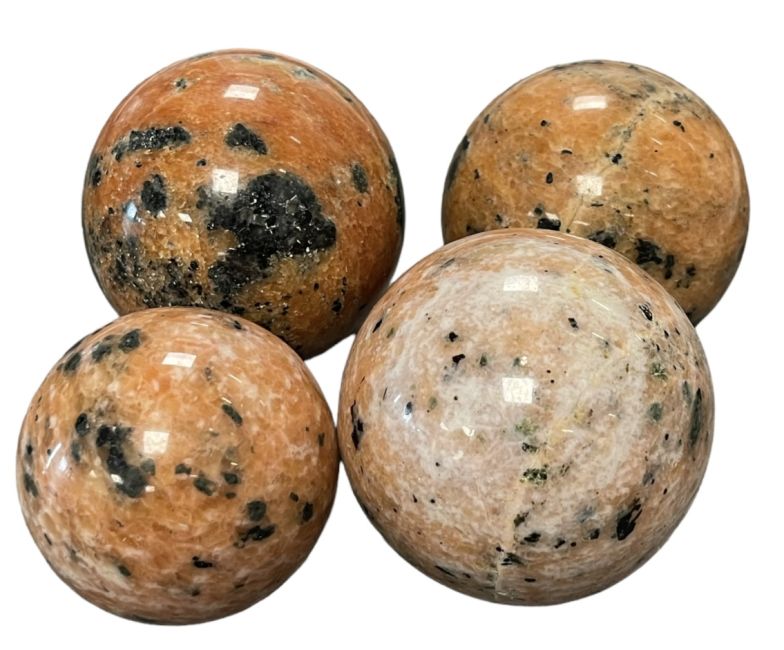 4 Sphères Calcite orange polies 1.852kg