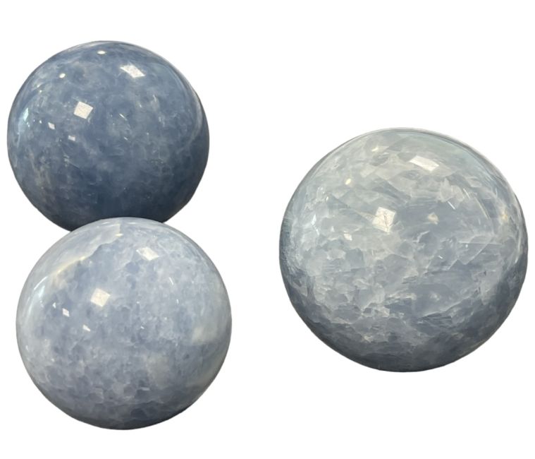 3 Sphères Calcite bleue polis 1.853k