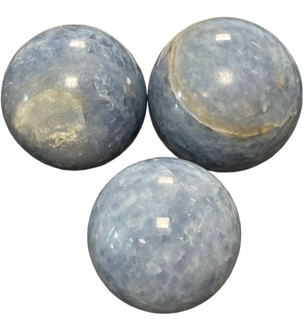 3 Sphères Calcite bleue polis 1.995 k