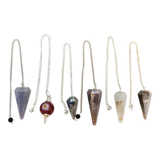 Lot de 6 pendules en pierres naturelles chez Arabesk