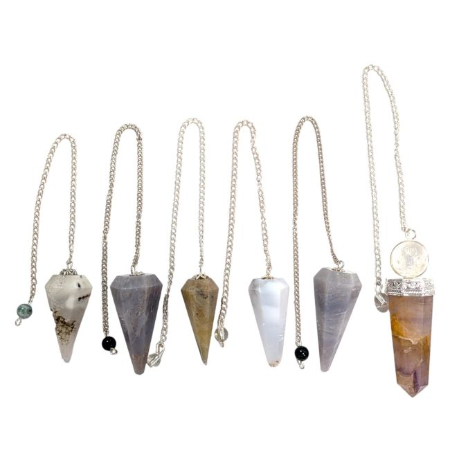 Lot de 6 pendules en pierres naturelles chez Arabesk