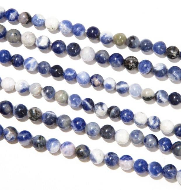 Sodalite perles 6mm sur fil 40cm chez Arabesk