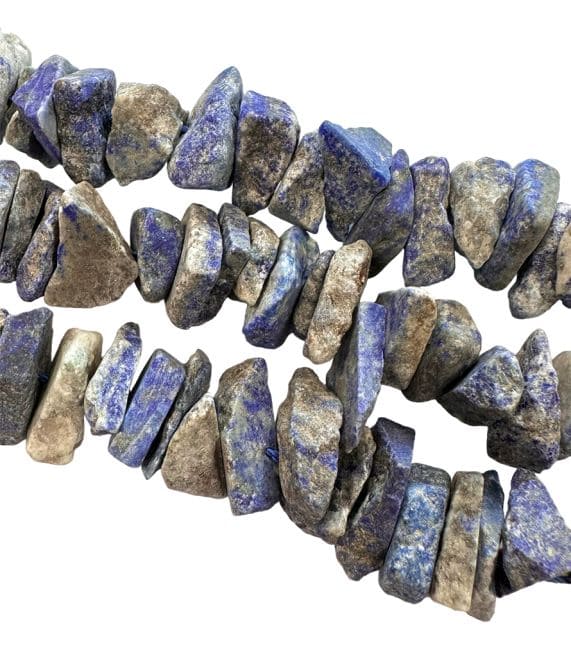 Lapislazuli A Raw Stones 13-20 mm auf einem 40 cm Faden