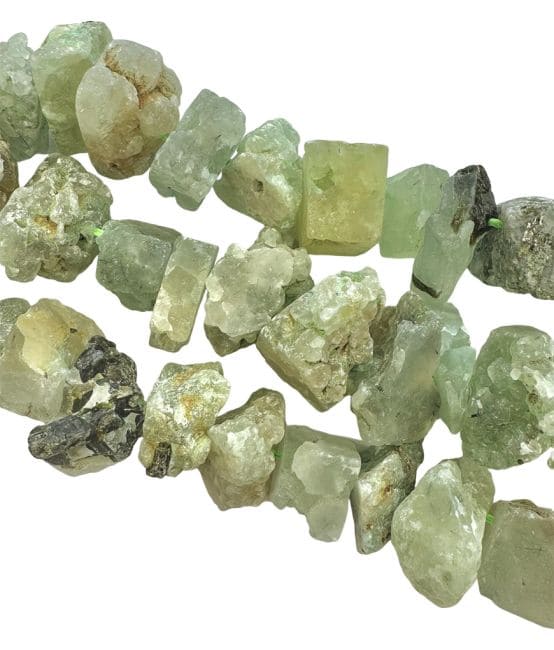 Prehnite A Pierres Brutes 13-20mm sur fil 40cm