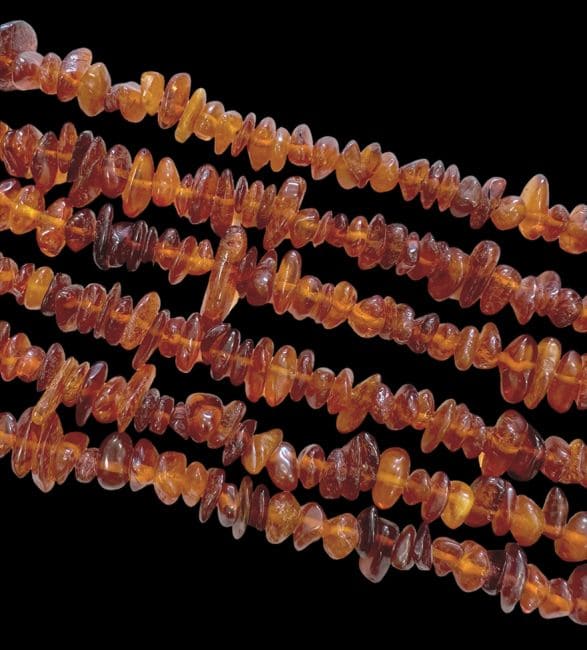 Ambre chips 3-8mm sur fil 35cm x 2