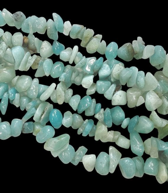 Amazonite A chips 5-8mm sur fil 80cm