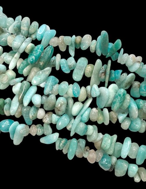 Amazonite Russie A chips 5-8mm sur fil 80cm