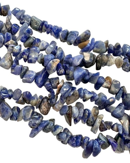 Sodalite A chips 5-8mm sur fil 80cm