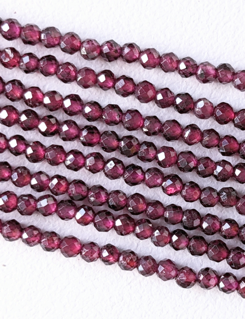 Grenat Rouge Facettée AA perles 3mm sur fil 40cm