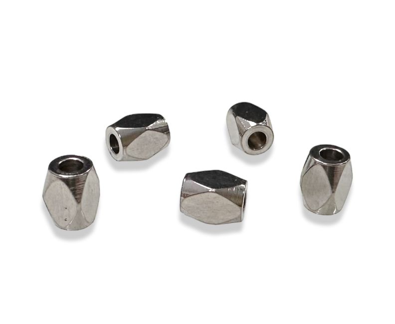 Perles charm's Intercalaire Motif Diamant en Acier Inoxydable Argenté  4mm x50 chez Arabesk