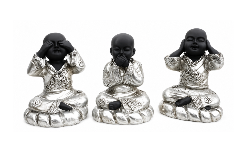 Set de 3 Statuettes Moines de la Sagesse en Résine Noir et Argenté 8cm chez Arabesk