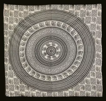 Tenture Mandala & Eléphants Noir et Beige