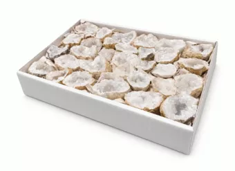 Présentoir Cristal de Roche A Géodes 3-6 cm 1 kg