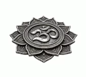 Porte-Encens Rond Om Lotus Argenté en Résine 10 cm