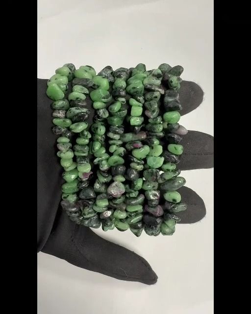 Bracelet Rubis Zoisite A+ chips 5-8mm 18cm