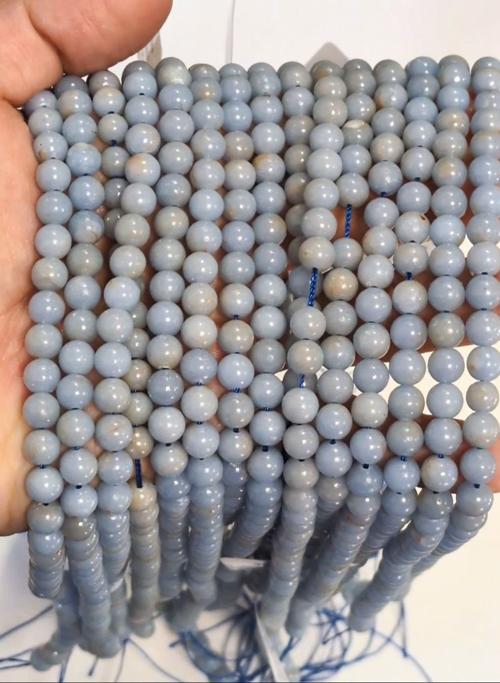 Angelite perles A 6mm sur fil 40cm