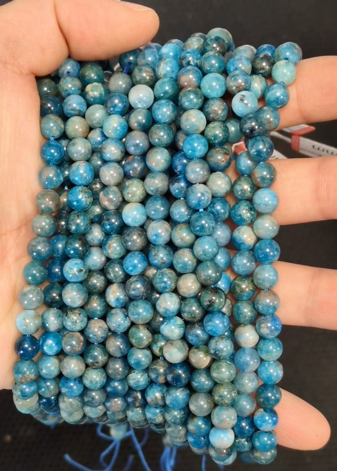 Apatite Bleue A perles 6-7 mm sur fil 40cm
