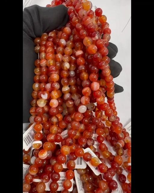 Cornaline Rubanée A perles 8mm sur fil 40cm