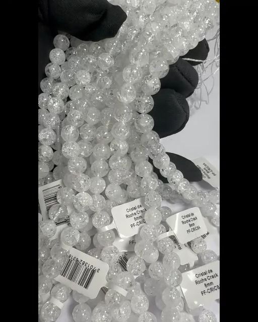 Cristal de Roche Crack A perles 8mm sur fil 40cm