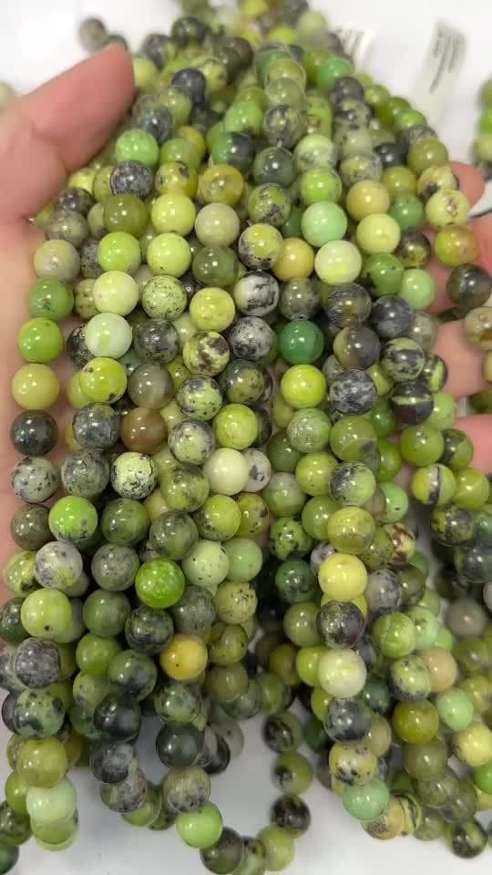 Chrysoprase Citron A perles 8mm sur fil 40cm