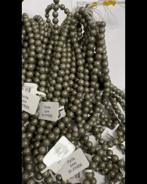 Pyrite A perles 6mm sur fil 40cm