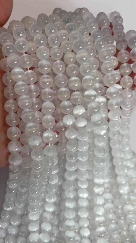 Sélenite Oeil de Chat AA perles 8mm sur fil 40cm