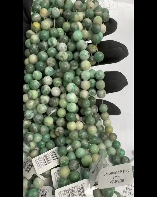 Serpentine A perles 8-9mm sur fil 40cm