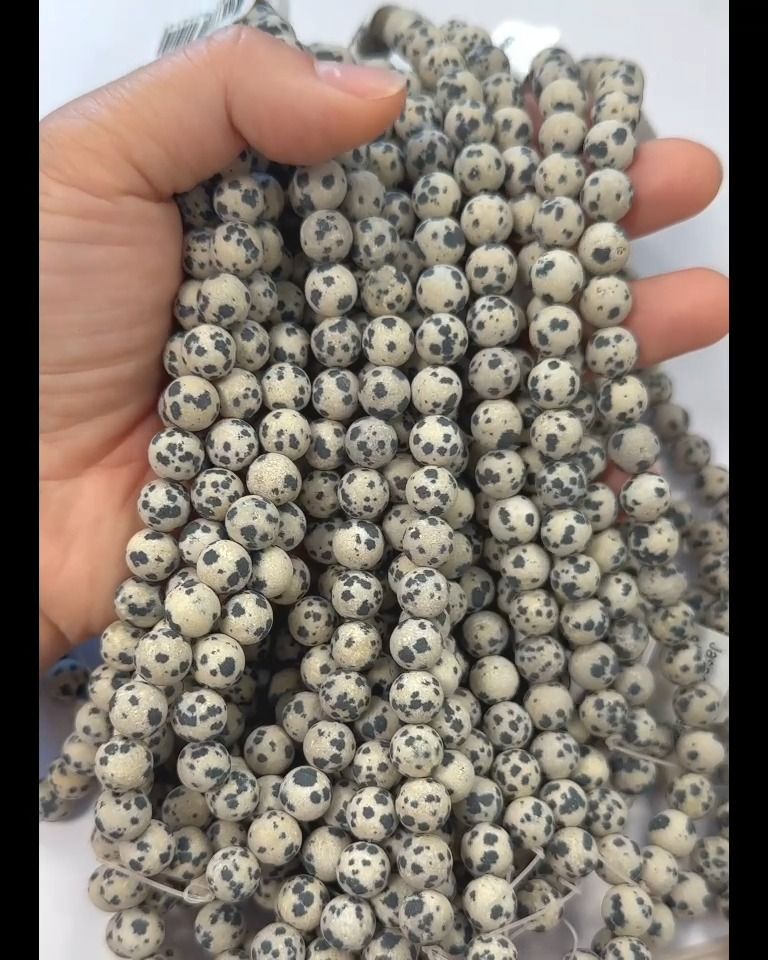 Jaspe Dalmatien perles mates 8mm sur fil 40cm